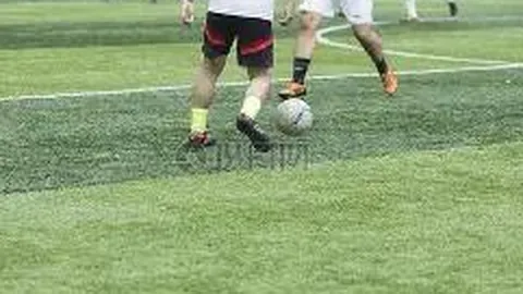 成都体育学院学子勇夺全运会网球女子双打金牌，梦想成真展翅飞翔